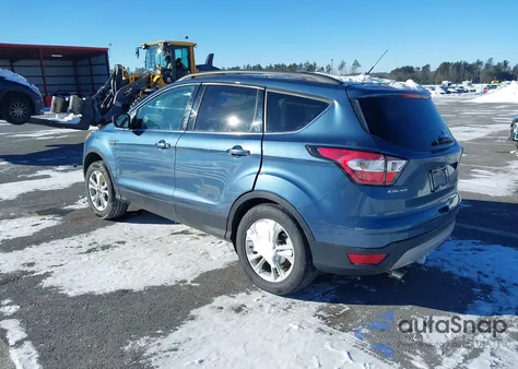 2018 Ford Escape Se из США, поврежденный, VIN 1FMCU9GD1JUC53400